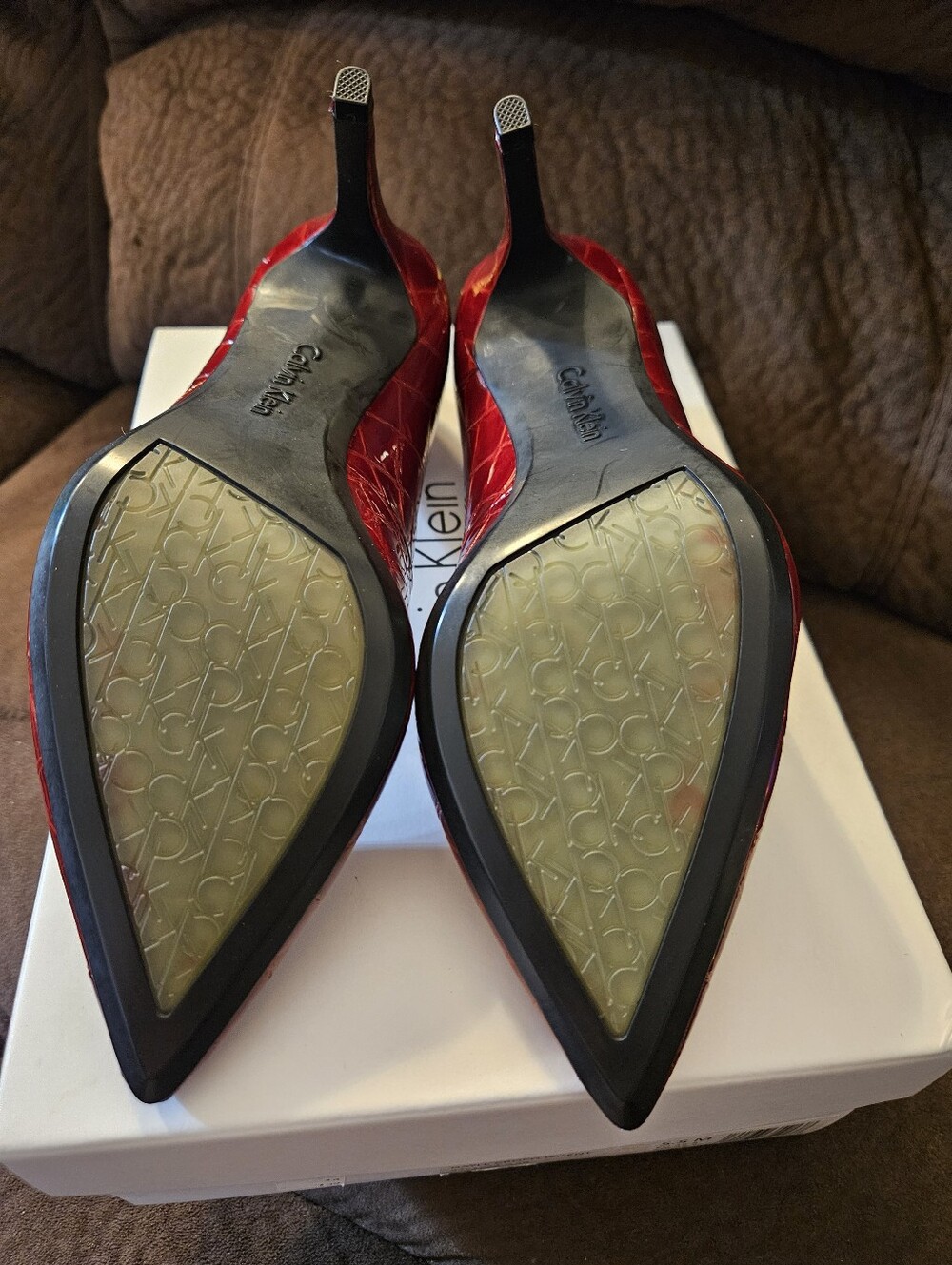 NIB Calvin Klein Gayle Patent Croc Print Cabernet Leather Pump Size 5.5M Red - Picture 5 of 7